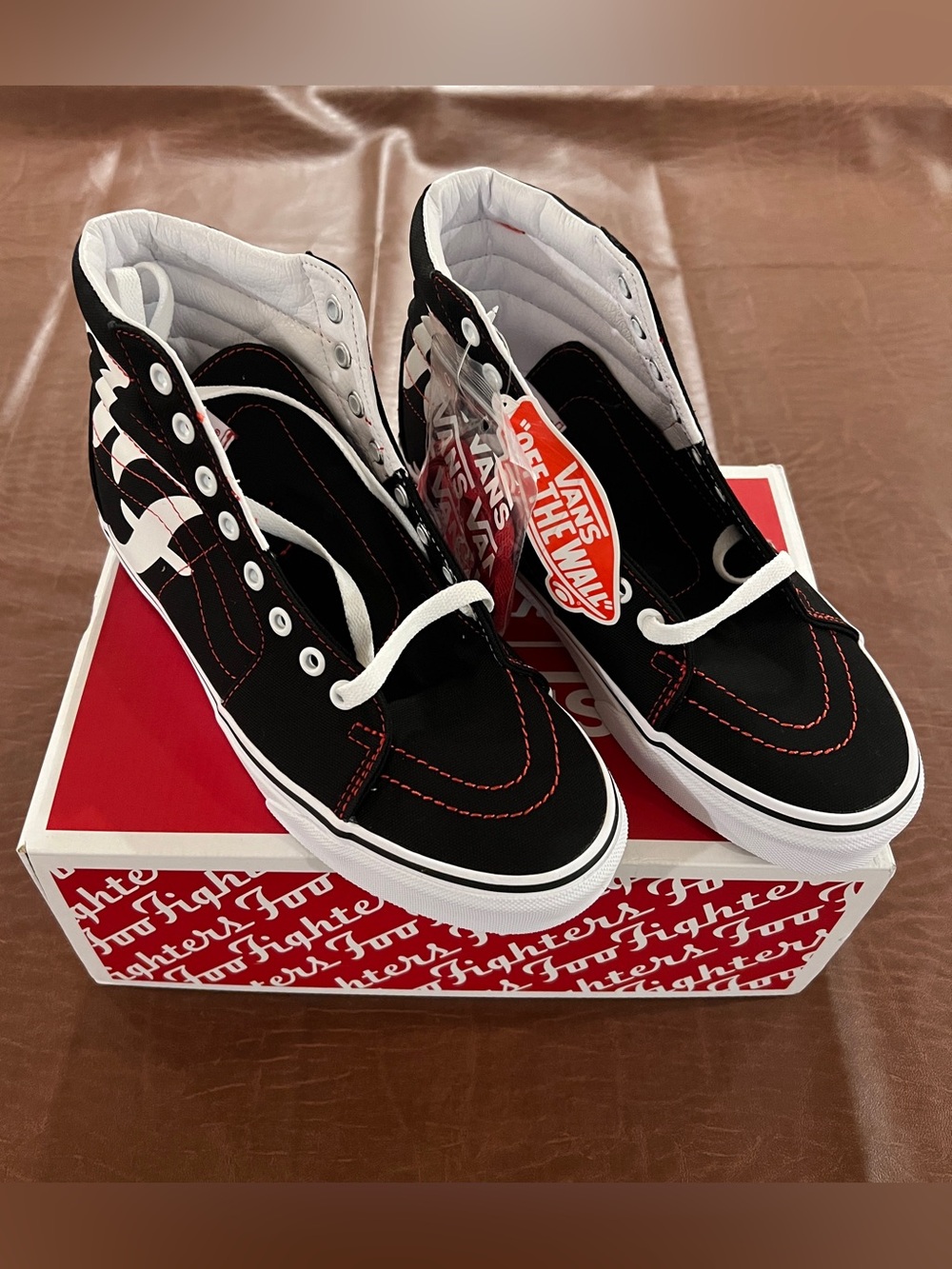 NIB Vans Sk8-Hi x Foo Fighters High Top Canvas Sneakers Black/White/Red US 8